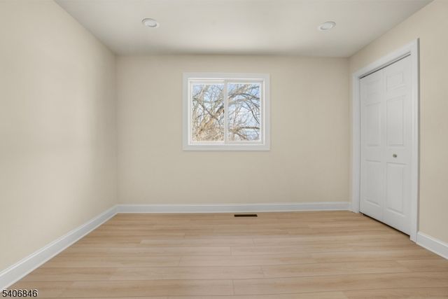 16 SCHAAF ROAD, Alexandria Twp., NJ 08804