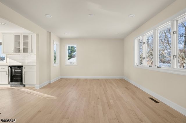 16 SCHAAF ROAD, Alexandria Twp., NJ 08804