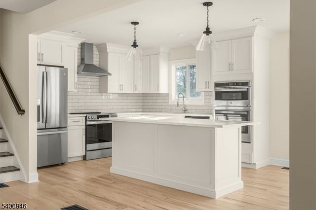 16 SCHAAF ROAD, Alexandria Twp., NJ 08804