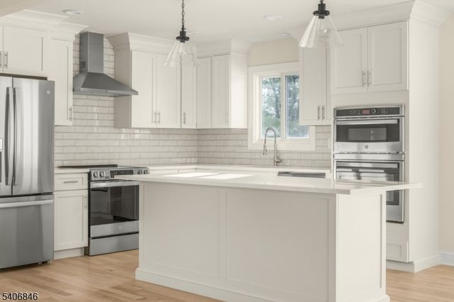 16 SCHAAF ROAD, Alexandria Twp., NJ 08804