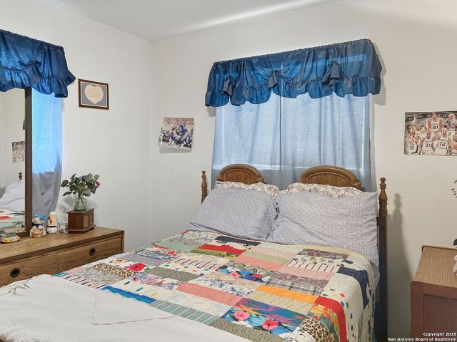 4607 Belinda Lee, San Antonio, TX 78220