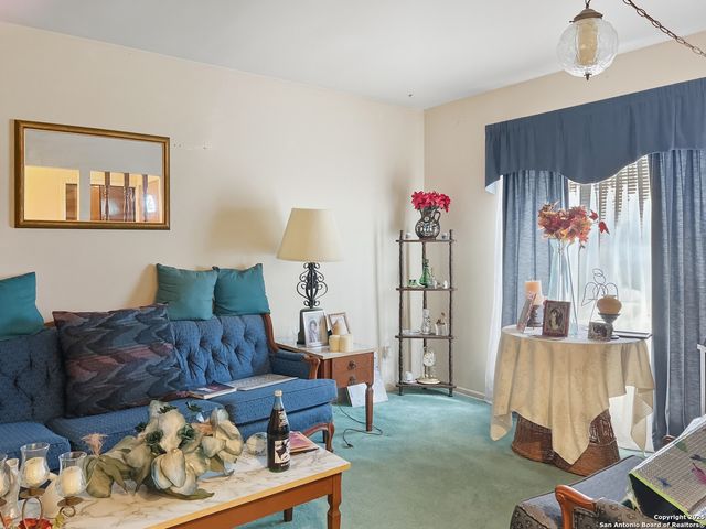 4607 Belinda Lee, San Antonio, TX 78220
