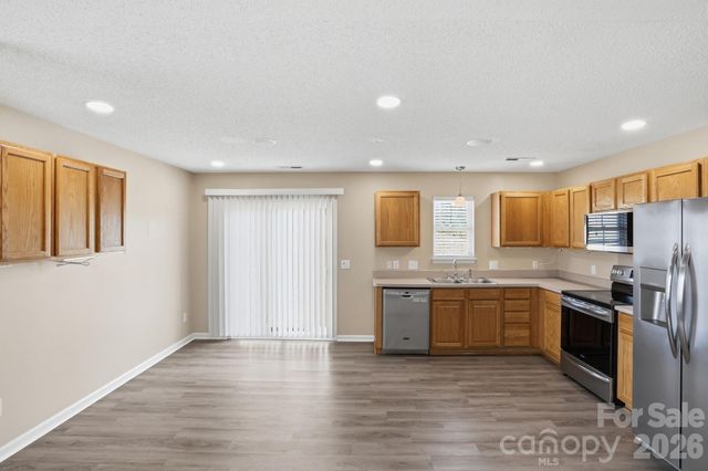 957 Anchor Way NE, Kannapolis, NC 28083