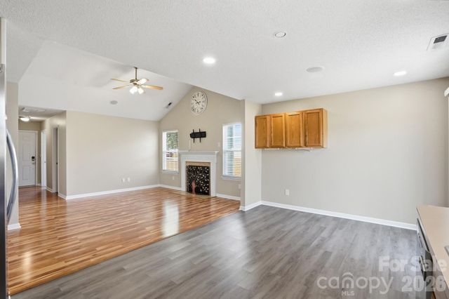 957 Anchor Way NE, Kannapolis, NC 28083