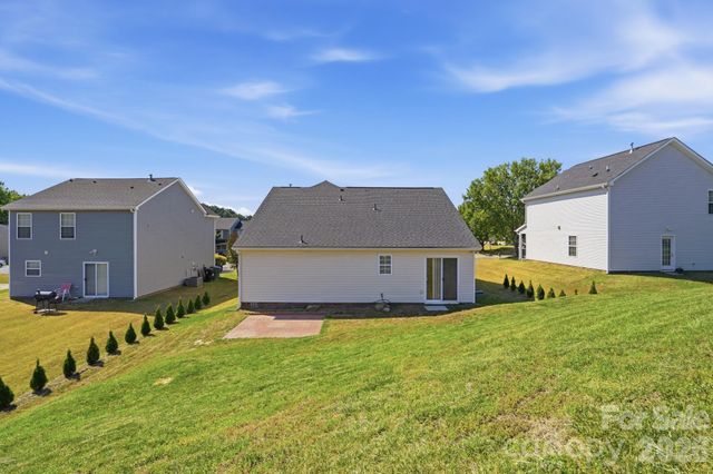 957 Anchor Way NE, Kannapolis, NC 28083