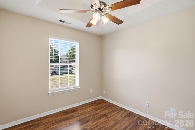 957 Anchor Way NE, Kannapolis, NC 28083