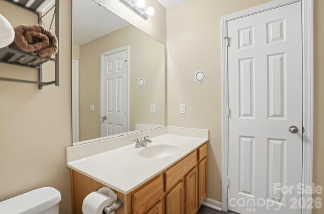 957 Anchor Way NE, Kannapolis, NC 28083