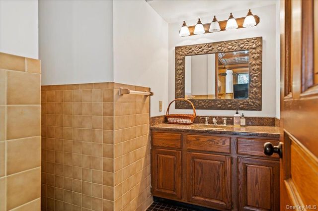 605 North Broadway, Call Listing Agent, NY 12866