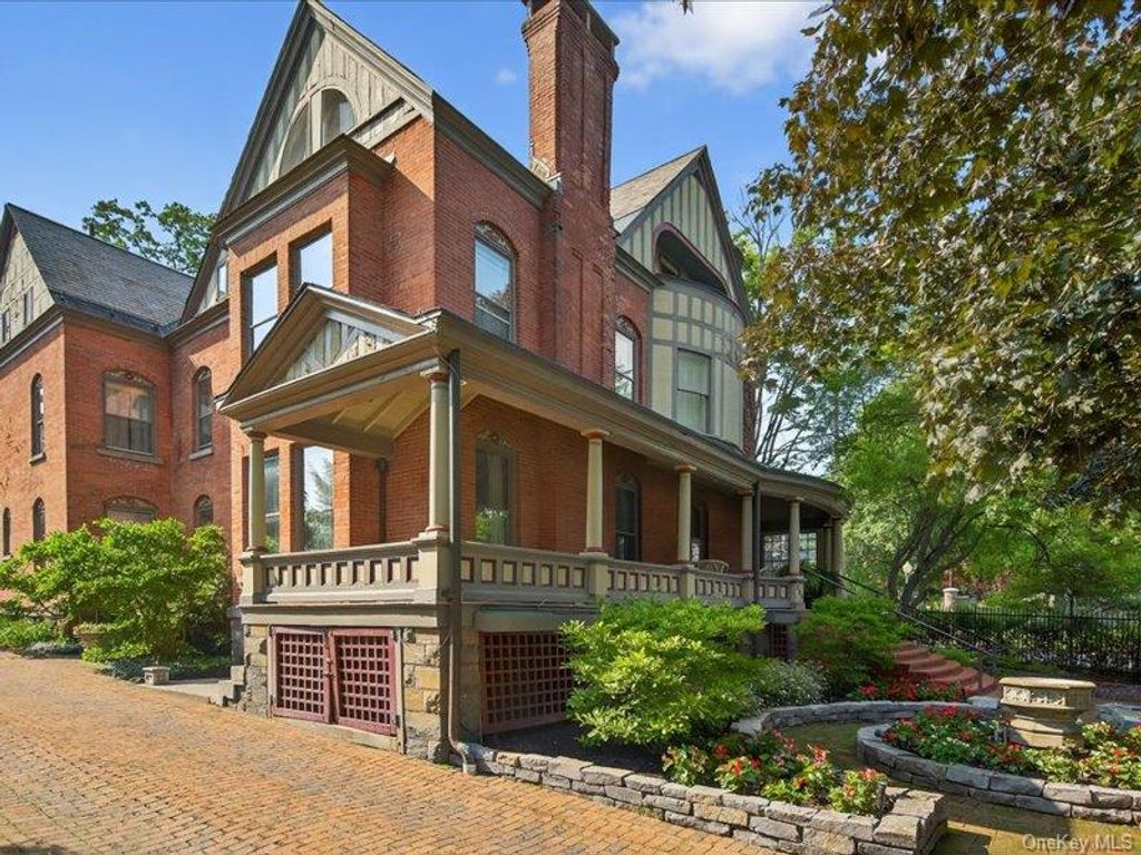 605 North Broadway, Call Listing Agent, NY 12866