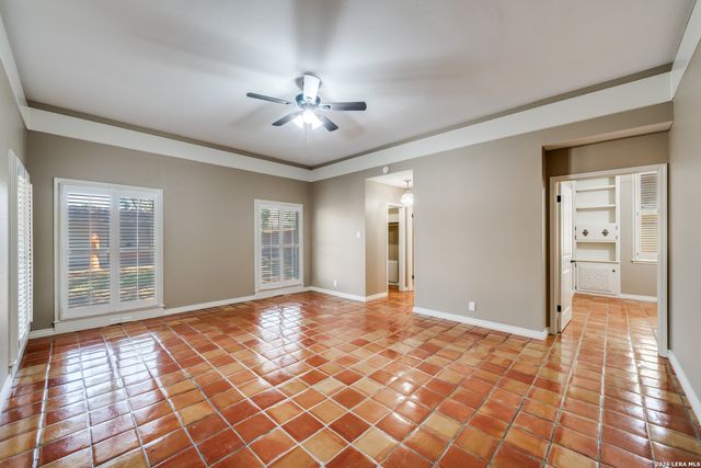 301 Wickford Way St, Castle Hills, TX 78213