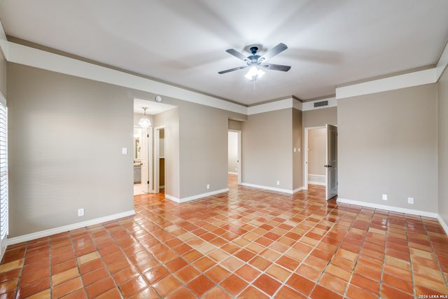 301 Wickford Way St, Castle Hills, TX 78213