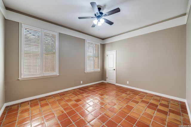 301 Wickford Way St, Castle Hills, TX 78213