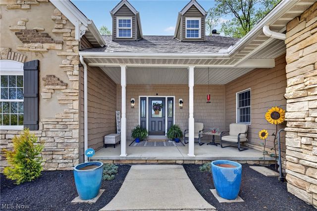 12420 Falcon Ridge Road, Chesterland, OH 44026