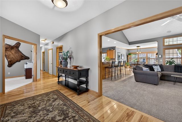 12420 Falcon Ridge Road, Chesterland, OH 44026
