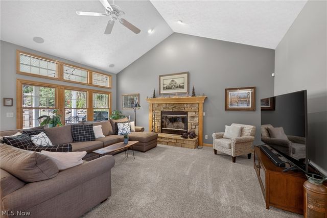 12420 Falcon Ridge Road, Chesterland, OH 44026