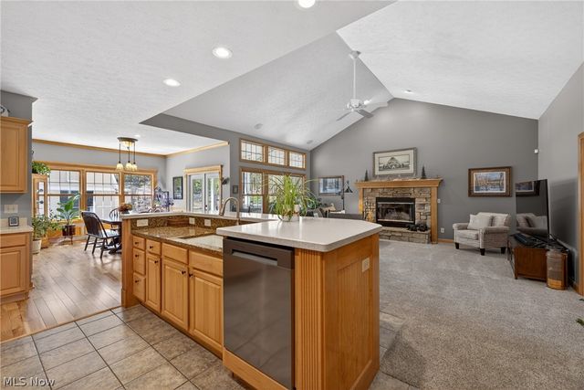 12420 Falcon Ridge Road, Chesterland, OH 44026