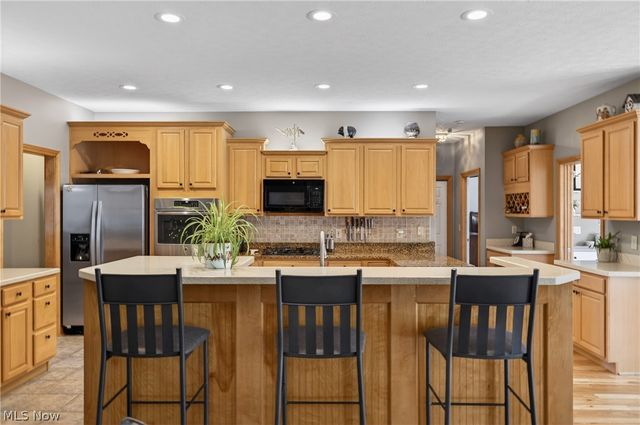12420 Falcon Ridge Road, Chesterland, OH 44026