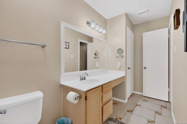 11329 REDLANDS PARK DR, San Antonio, TX 78249