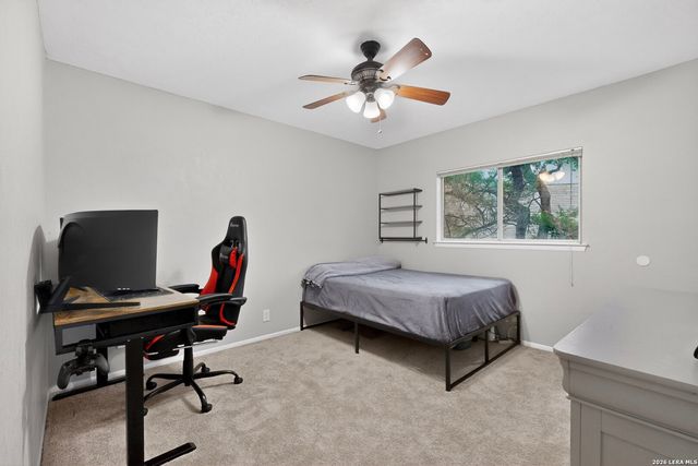 11329 REDLANDS PARK DR, San Antonio, TX 78249