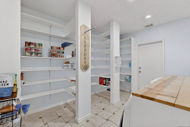 11329 REDLANDS PARK DR, San Antonio, TX 78249