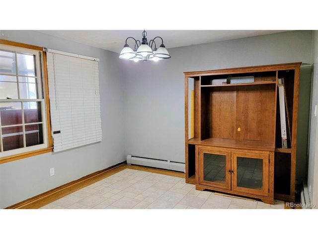 1418 Spencer St, Longmont, CO 80501