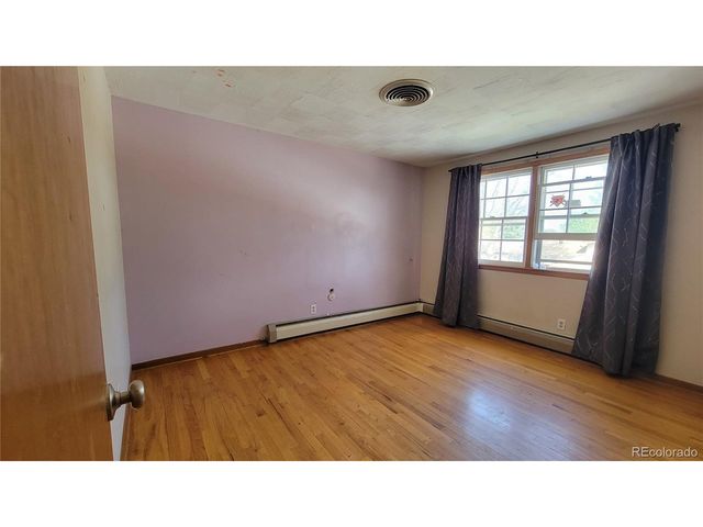 1418 Spencer St, Longmont, CO 80501