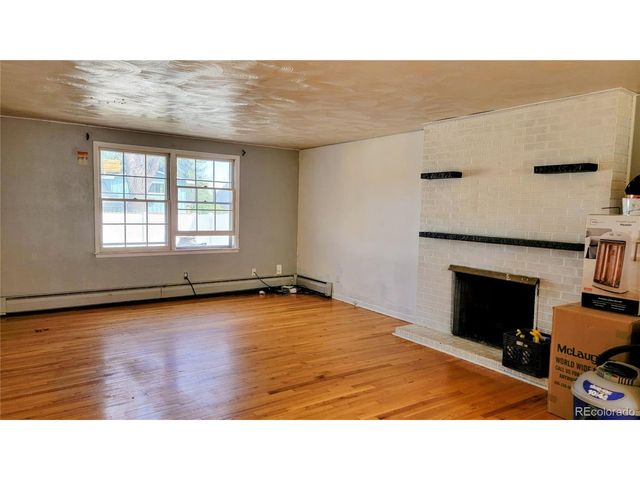 1418 Spencer St, Longmont, CO 80501