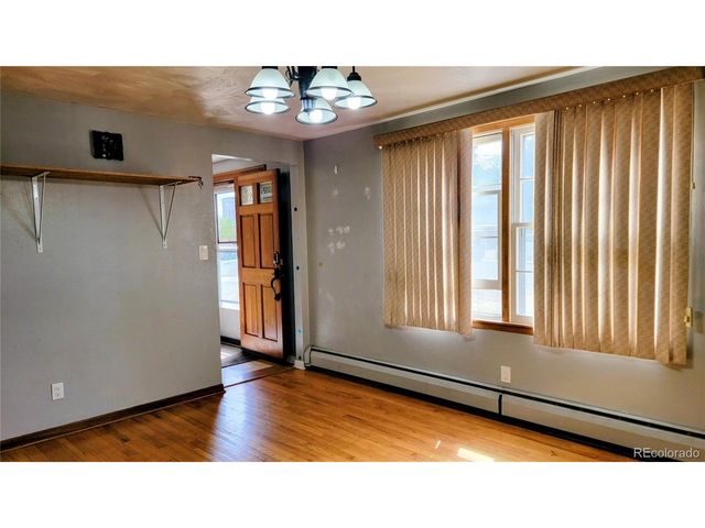 1418 Spencer St, Longmont, CO 80501