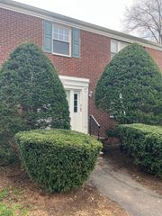 935 Broad St 35B, Bloomfield Twp., NJ 07003