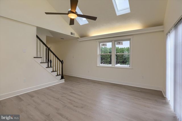 1977 DIVISION HWY, Ephrata, PA 17522