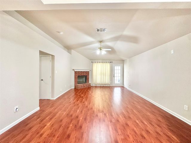 7006 Pickford Court, Arlington, TX 76001