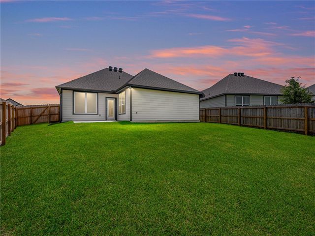 10602 Burgundy Berry Way, College Station, TX 77845