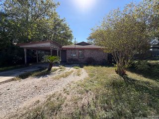 3942 Spear, San Antonio, TX 78237