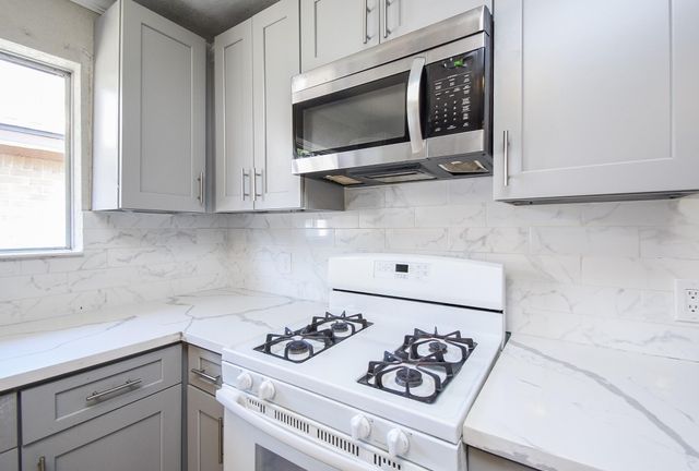 3715 Golders Green Drive, Houston, TX 77082