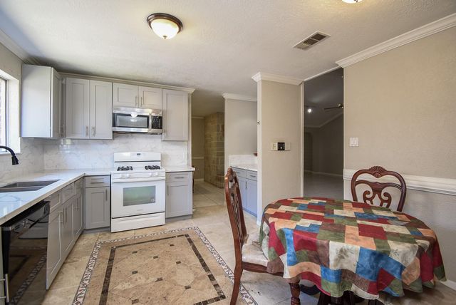 3715 Golders Green Drive, Houston, TX 77082