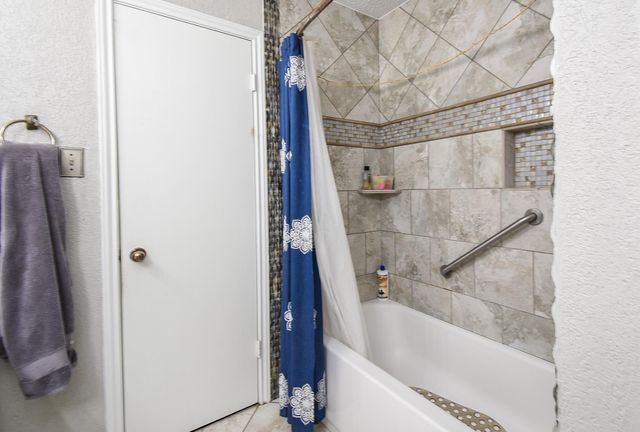 3715 Golders Green Drive, Houston, TX 77082