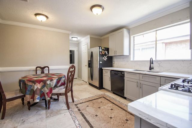 3715 Golders Green Drive, Houston, TX 77082