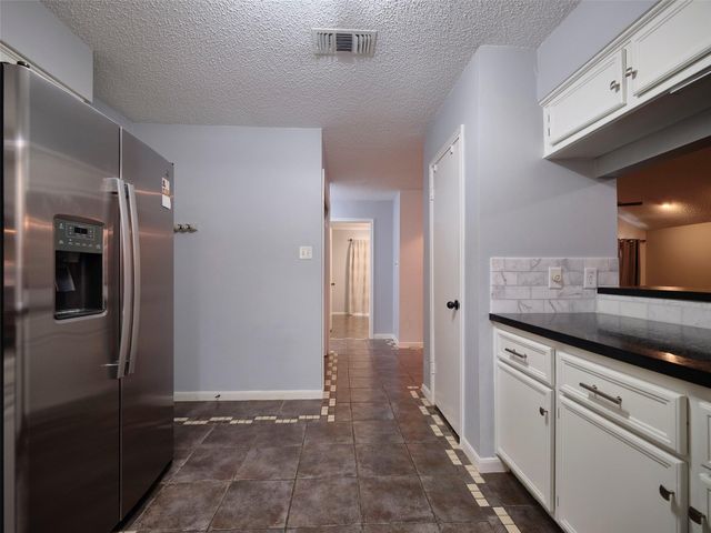 1520 Crestmont Street, Wharton, TX 77488