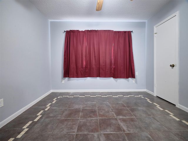 1520 Crestmont Street, Wharton, TX 77488