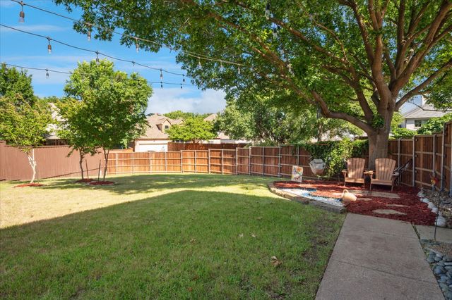 2200 Southern Oak Drive, Irving, TX 75063