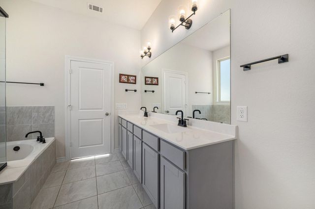 7315 Buckthorn Hollow Trail, Katy, TX 77493
