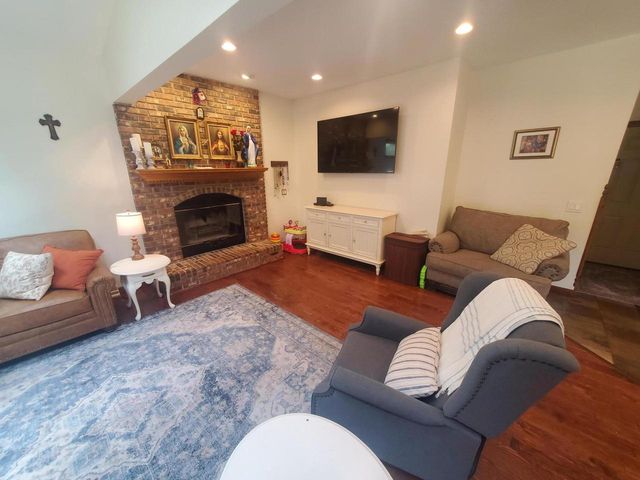 5451 County Highway Tt, Marshall, WI 53559