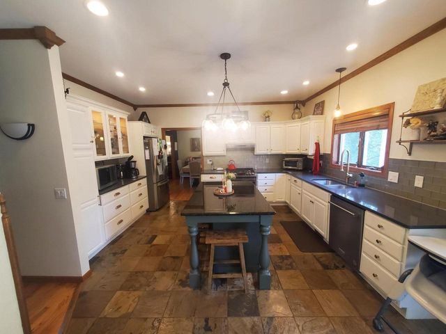 5451 County Highway Tt, Marshall, WI 53559