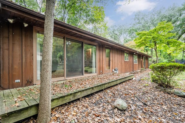 71353 State Line Road, Edwardsburg, MI 49112