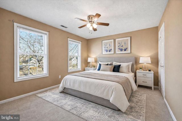 127 KINROSS DR, Winchester, VA 22602