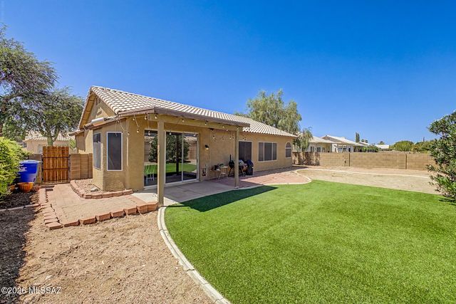 9951 E Paseo San Bruno, Tucson, AZ 85747