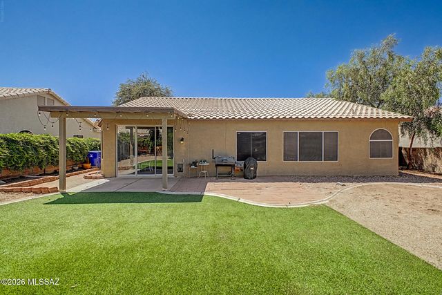 9951 E Paseo San Bruno, Tucson, AZ 85747