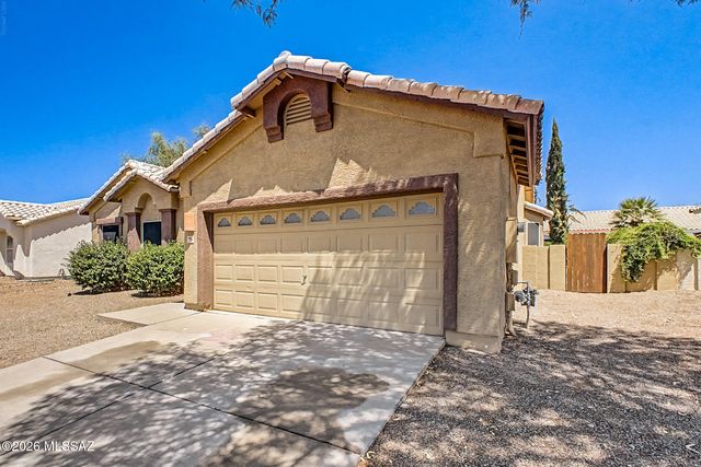 9951 E Paseo San Bruno, Tucson, AZ 85747