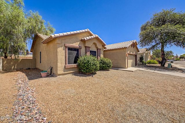 9951 E Paseo San Bruno, Tucson, AZ 85747