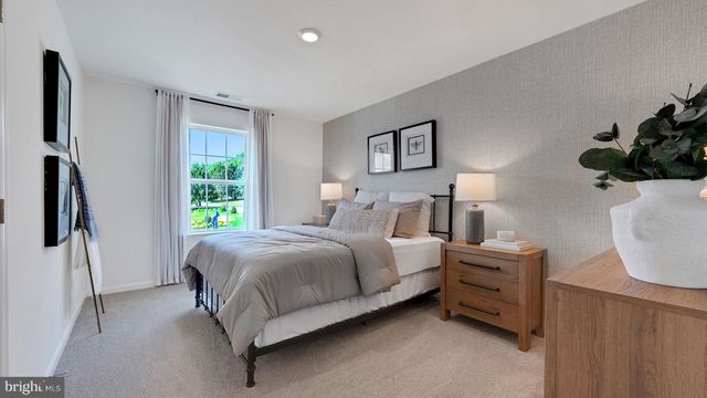 3049 MARTHA WAY, Pennsburg, PA 18073